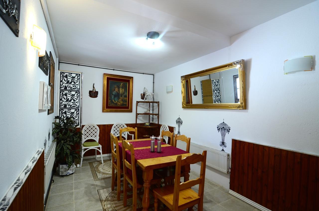 Avinguda Montgo Villa L' Escala Exterior foto