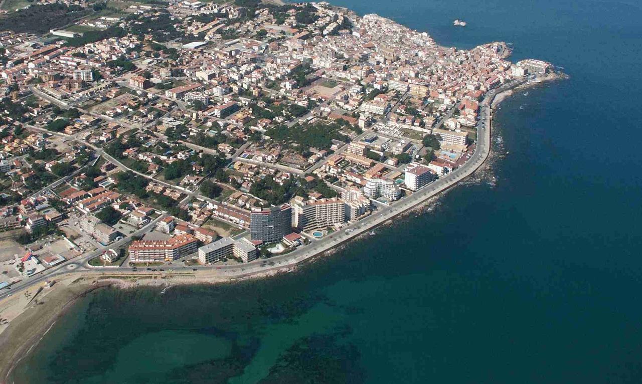 Avinguda Montgo Villa L' Escala Exterior foto