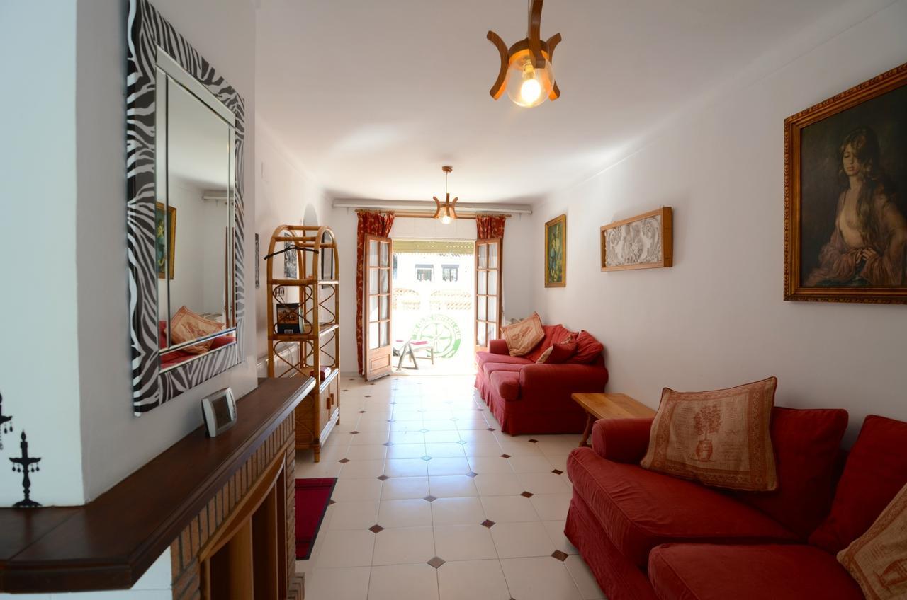 Avinguda Montgo Villa L' Escala Exterior foto
